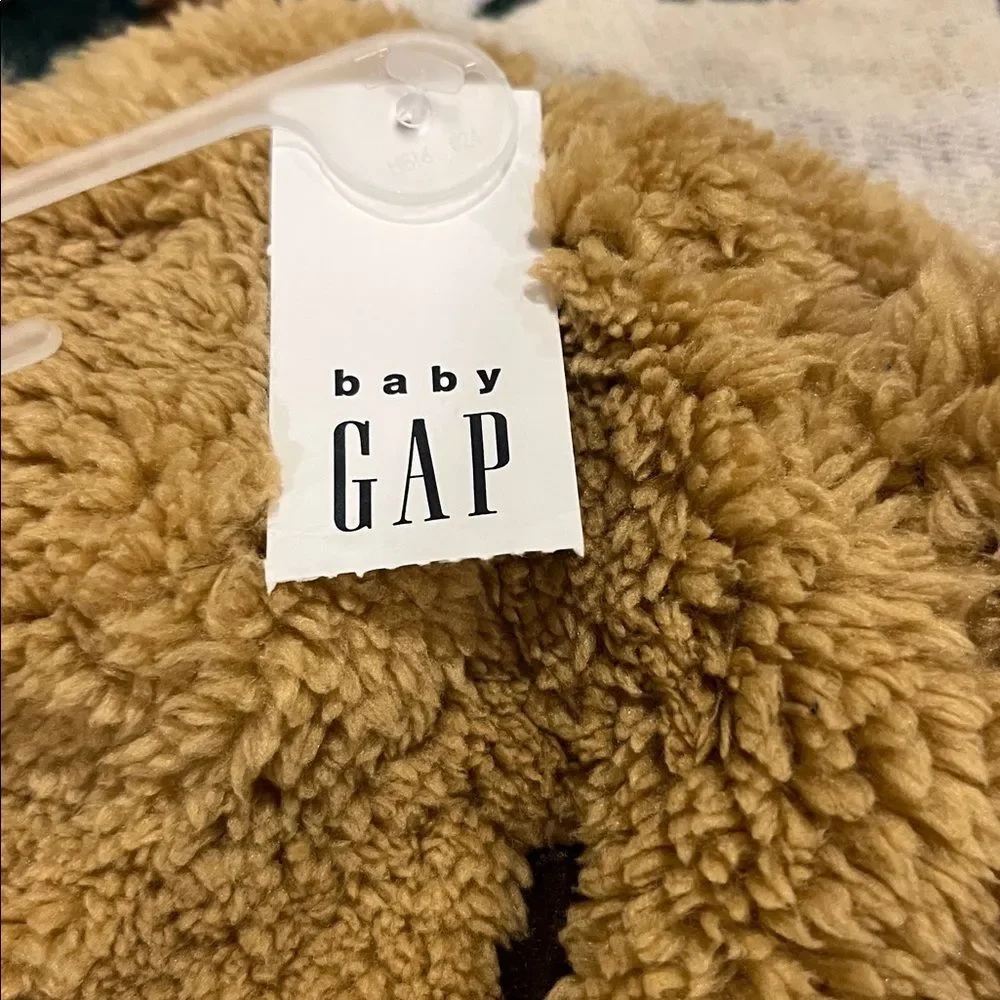 GAP teddy trapper